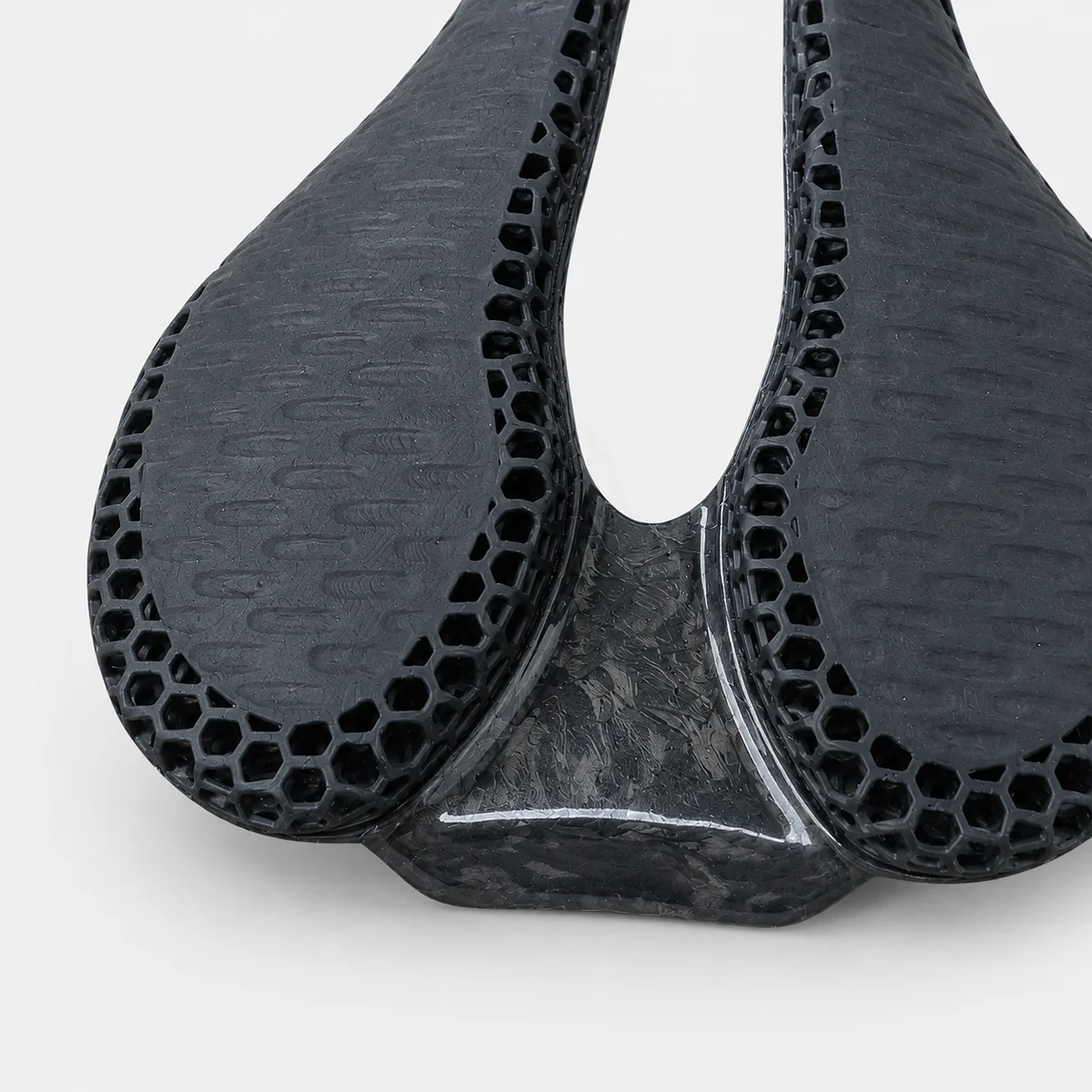 665 3D printed bicycle saddle lattice detail view