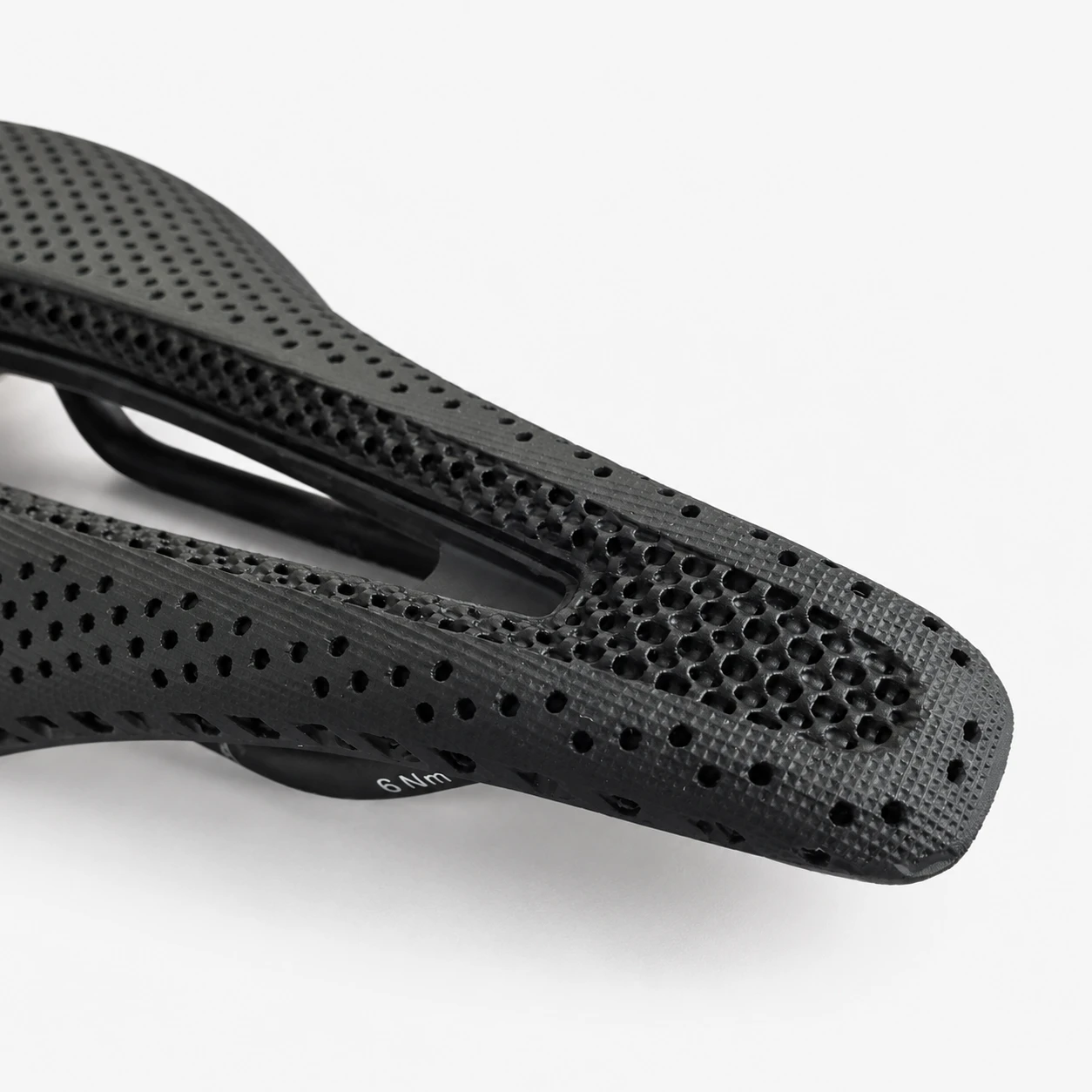 K06 3D printed bicycle saddle lattice detail
