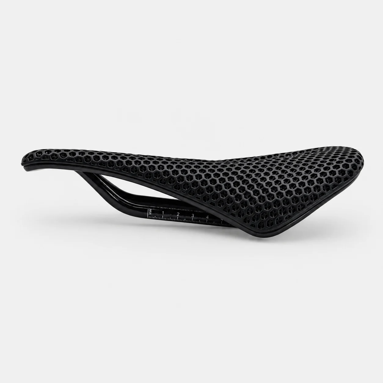 K14 3D printed bicycle saddle lattice surface detail